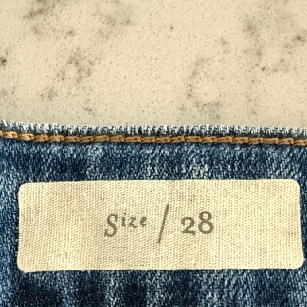 Floral Embroidered Blue Jeans by Pilcro size 28 - Picture 3 of 7